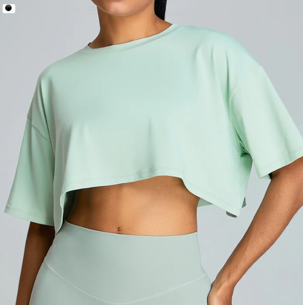 Tricou